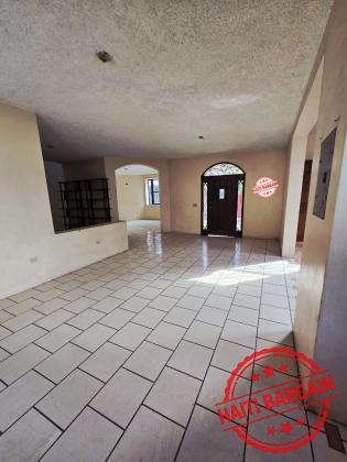 MAISON À LOUER  – DELMAS 75