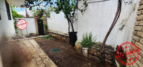 MAISON A VENDRE, ZONE: CATALPA