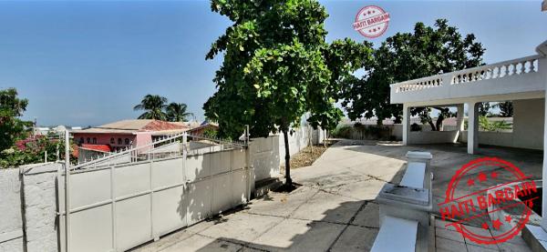 MAISON A VENDRE, ZONE: FRAGNEAU VILLE