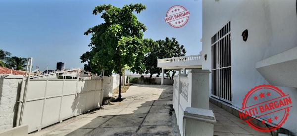 MAISON A VENDRE, ZONE: FRAGNEAU VILLE