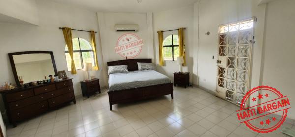 MAISON A VENDRE, ZONE: FRAGNEAU VILLE