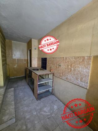 MAISON A VENDRE, ZONE: PETION-VILLE