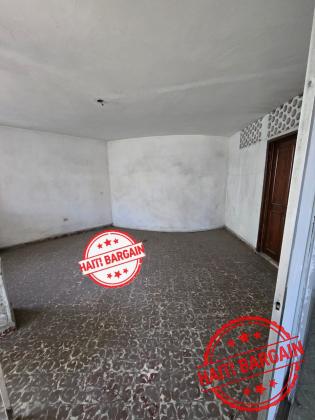 MAISON A VENDRE, ZONE: PETION-VILLE