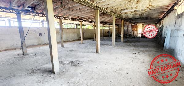 IMMEUBLE A LOUER - ZONE: RTE DE L'AEROPORT