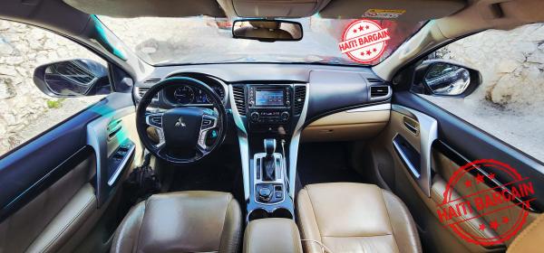 2017 MITSUBISHI MONTERO SPORT GLS