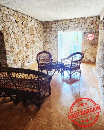 MAISON A VENDRE, ZONE:  THOMASSIN 32