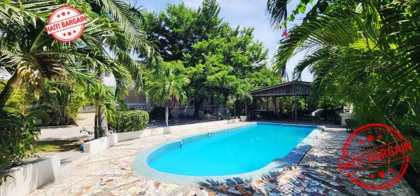 PROPRIÉTÉ À VENDRE – ZONE: VIVY MITCHEL/CARADEUX