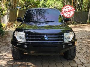 2011 MITSUBISHI MONTERO BLINDÉ B4