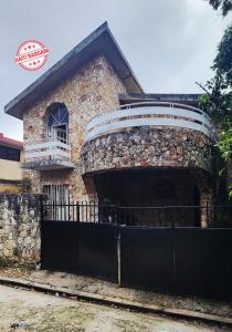 MAISON A VENDRE, ZONE:  THOMASSIN 32
