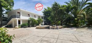 PROPRIÉTÉ À VENDRE – ZONE: VIVY MITCHEL/CARADEUX