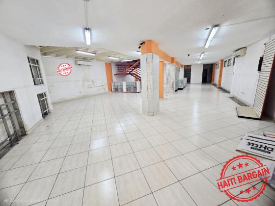 ESPACE COOERCIAL À LOUER – ZONE: DELMAS