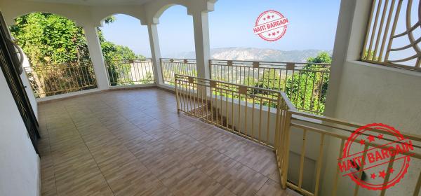 MAISON A VENDRE, ZONE:  SOISSON