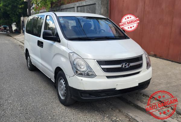 2017 HYUNDAI H1