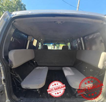 2011 MITSUBISHI MONTERO